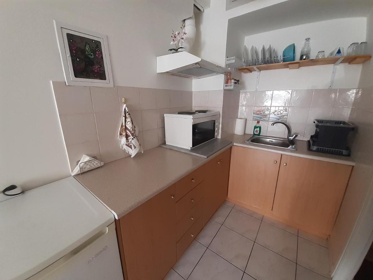 Yellow House Apartment Kalamata Luaran gambar