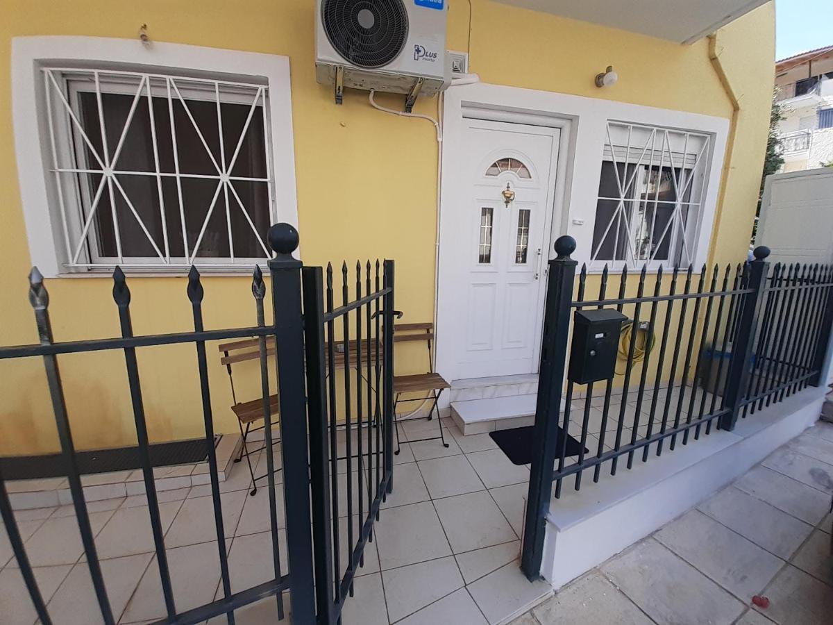 Yellow House Apartment Kalamata Luaran gambar